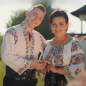 George Margineanu - Ai crescut băiatul mamei (feat. Maria Ghinea)