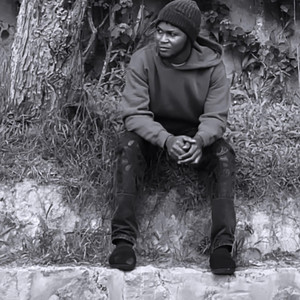 Yung Effissy - Apamaku