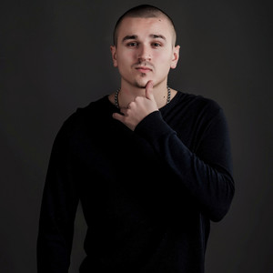 Душу наружу - lagu dan lirik oleh T1ONE, Dima Ivagin | Spotify