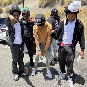Chase Em!!! by Illa Twin