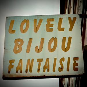 Lovely Bijou Fantaisie