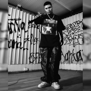 XavierX Beatz - HIDING