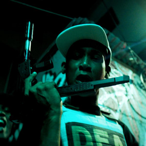 Saco E Tiro by Genova Music