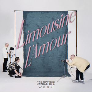 Limousine L'Amour by Graustufe West