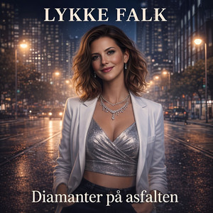 Diamanter på asfalten by Lykke Falk