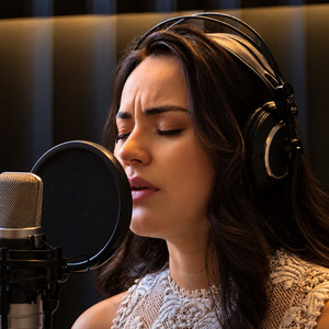 O Céu É o Nosso Lar by Pollyana Andrade