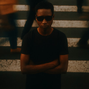 LEO MOON DJ - Makwenzeke