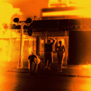 Discohouse (feat. golden) by Roce de Mente, golden