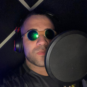 MC Lucas Vieira - Neguinho Favelado