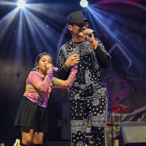 Sing Ngidang Ngomong by Mr Rayen, Omang Verly