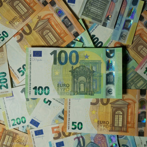 SOM3A - Euro (feat. Saifo)