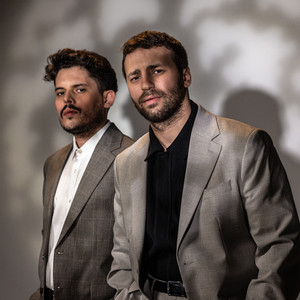Anıl Durmuş & Ahmet Hatipoğlu - Acıyor Kalbim