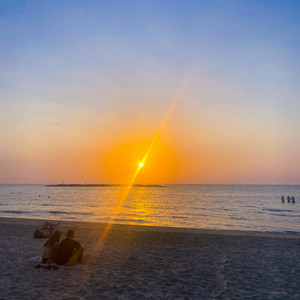 Sunset Shore by l'Outlander