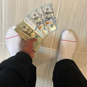 what u tryna tell me by Spazzout4y, Launt5