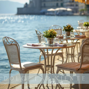 Dolce far niente by Elena Mauri