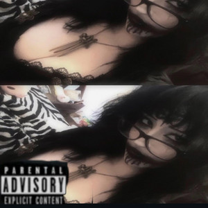 EMO GOTH GIRL