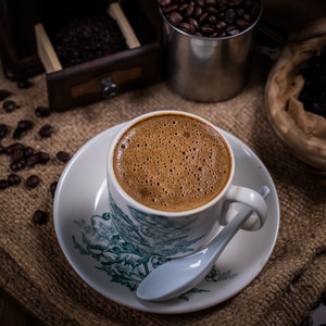 DJ Anninha - Café