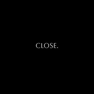 Portada de CLOSE.