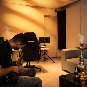 con el by Baby looking oficial