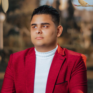 المرنم بافلي يونان - اني لرافع عيني الى السماء