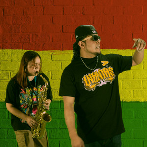El Sax De Lily by Saxchez Broda