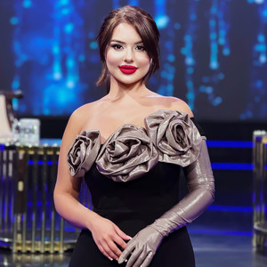 Mina Hüseyn - Özün Günahkarsan