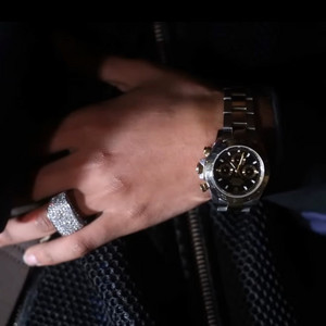 Finesse & Kawal by Huey, Apaconem