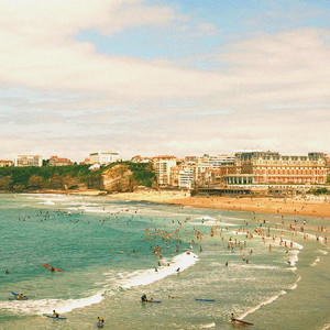 Biarritz by Living Room, Max Merseny