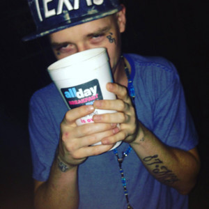 Trappin' On 2 Cell Phones