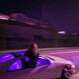 Cražy Łove by M!sfit, prodbyrozie