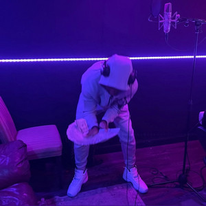 Runnin Outta Time by Dee9inee