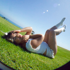 Maya Kuriel - WORLD SPINNING