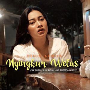 DENIK ARMILA - NYINGKUR WELAS (Pop Clasic)