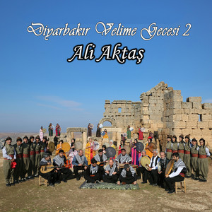 Potpori: Karanfil Eken Bilir / Karanfilsin Tarçınsın / Ay Doğar Sini Sini