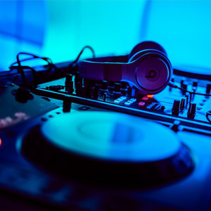 DJ Zenta - Compose