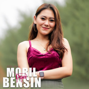 Vita Alvia - Mobil Dan Bensin