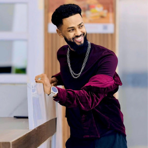 Somali stars - Guuloow Allow