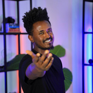 Henok Getachew - Bisobignal (feat. Gildo Kassa)