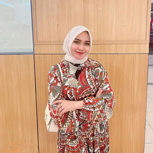 Nazia Marwiana - Sepiring Berdua