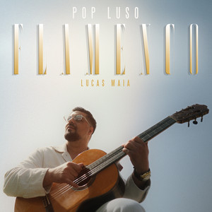 Loirinha de Vestido Branco