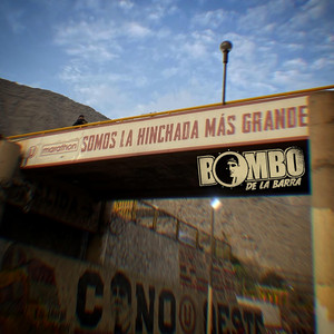 Somos La Hinchada Más Grande by Bombo De La Barra