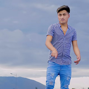 ANGEL CAYAMBE - Amor de Nadies (Cover)