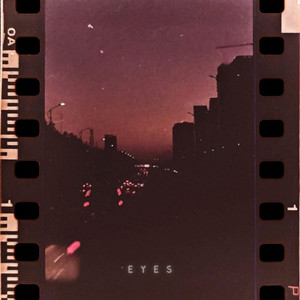 yaya umer - eyes