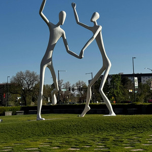 Conversation in silence by Brash