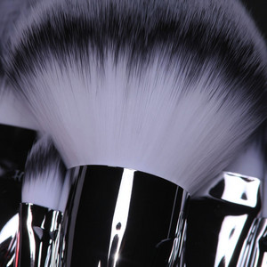 Brush by Bounce Tiger