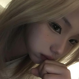 Mimistyylee - Gabriela (feat. Viv)