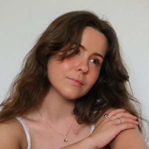 bare meg (som falt) by Kamilla Wigestrand