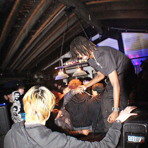 plutoimsad - Attention