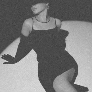 Silence Looks Good on Me by miss rany