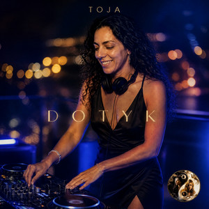 dotyk by Toya